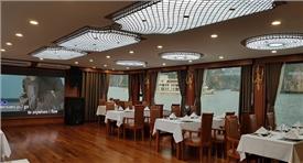 Du thuyền Calypso Lan Hạ